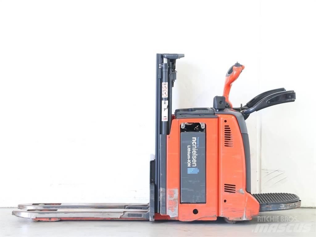 Linde D12HPAP/133-00 Ručně vedené vysokozdvižné vozíky