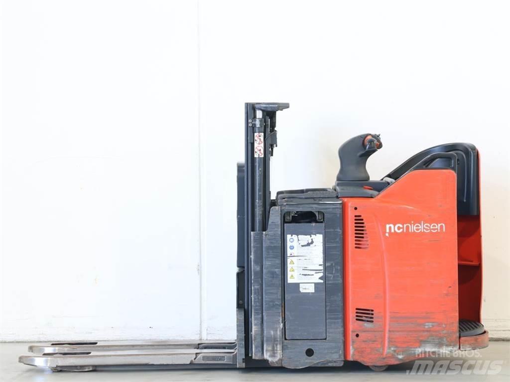 Linde D12HPSP/133 Ručně vedené vysokozdvižné vozíky