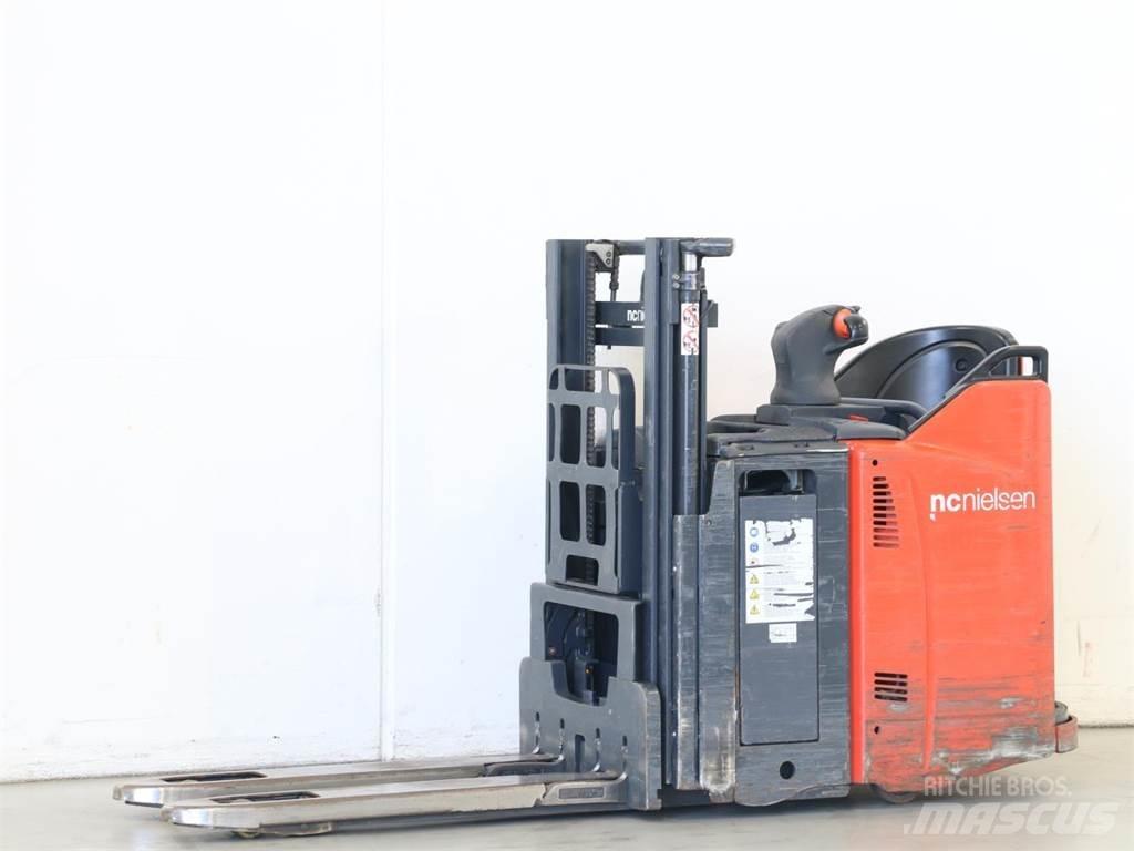 Linde D12HPSP/133 Ručně vedené vysokozdvižné vozíky