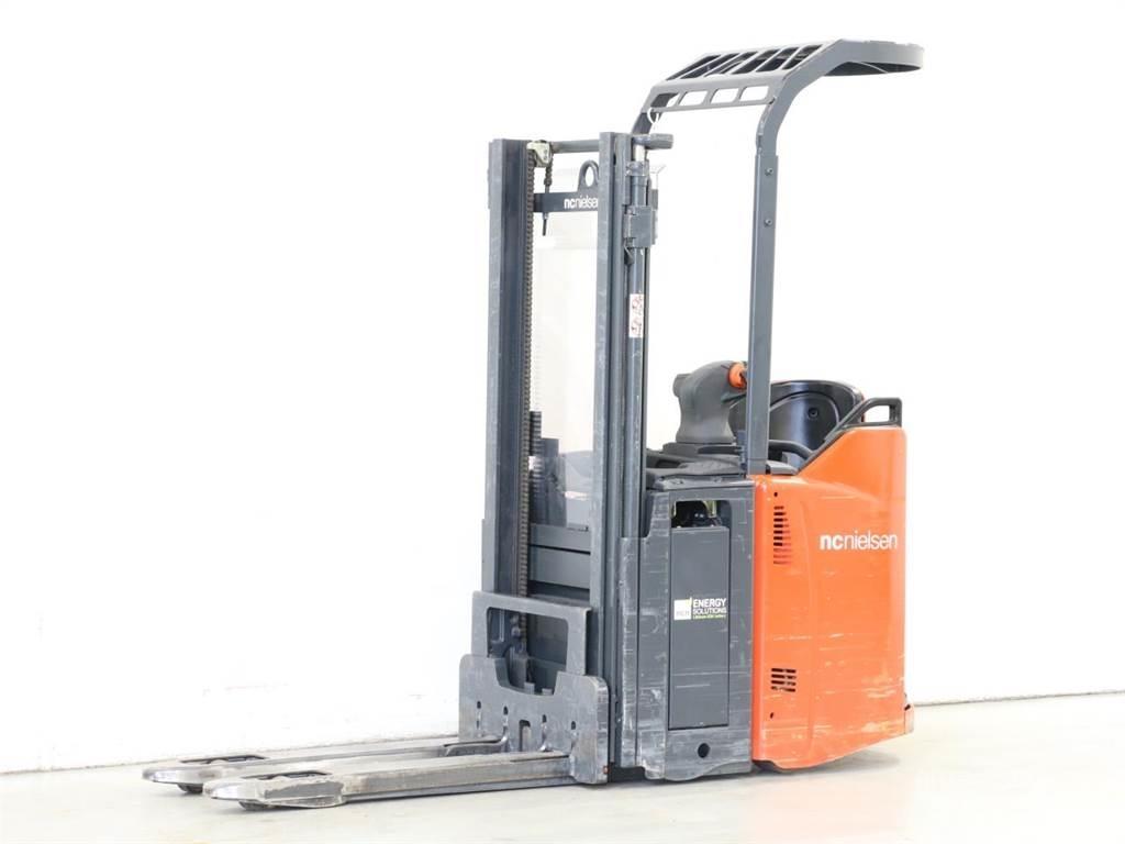 Linde D12SP/133 Ručně vedené vysokozdvižné vozíky