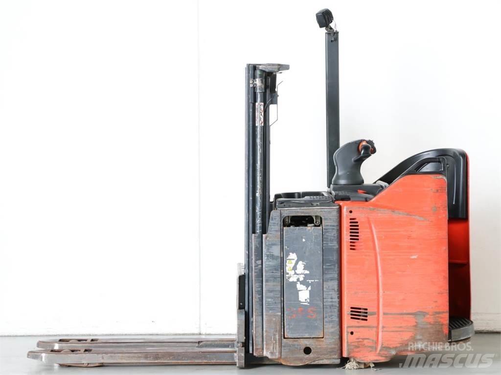 Linde D12SP/133-00 Ručně vedené vysokozdvižné vozíky
