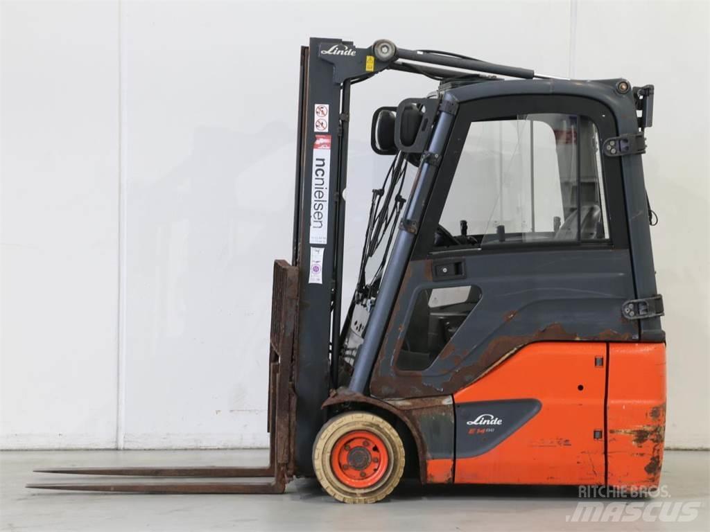 Linde E14/386-02 EVO Akumulátorové vozíky