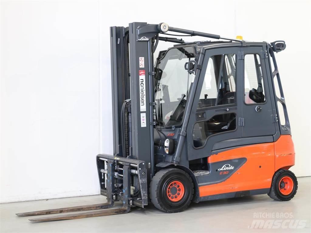 Linde E30L/387 Akumulátorové vozíky