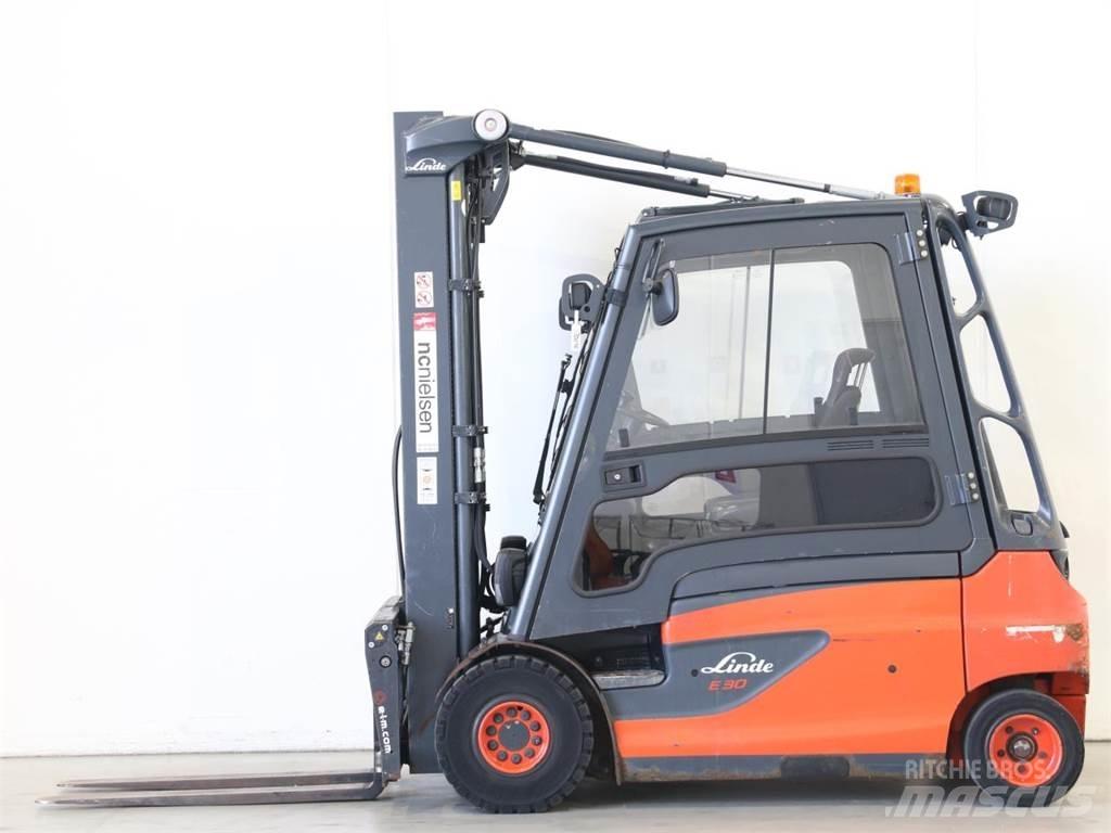 Linde E30L/387 Akumulátorové vozíky
