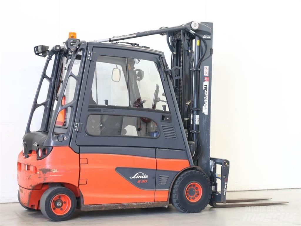 Linde E30L/387 Akumulátorové vozíky