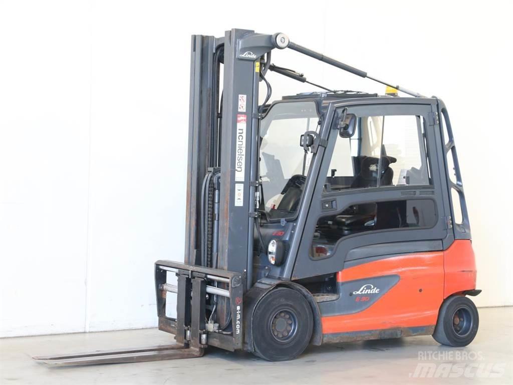 Linde E30L/387 Akumulátorové vozíky