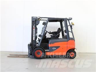 Linde E40/600H/388 Akumulátorové vozíky