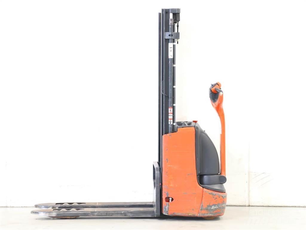 Linde L12/1172 Ručně vedené vysokozdvižné vozíky
