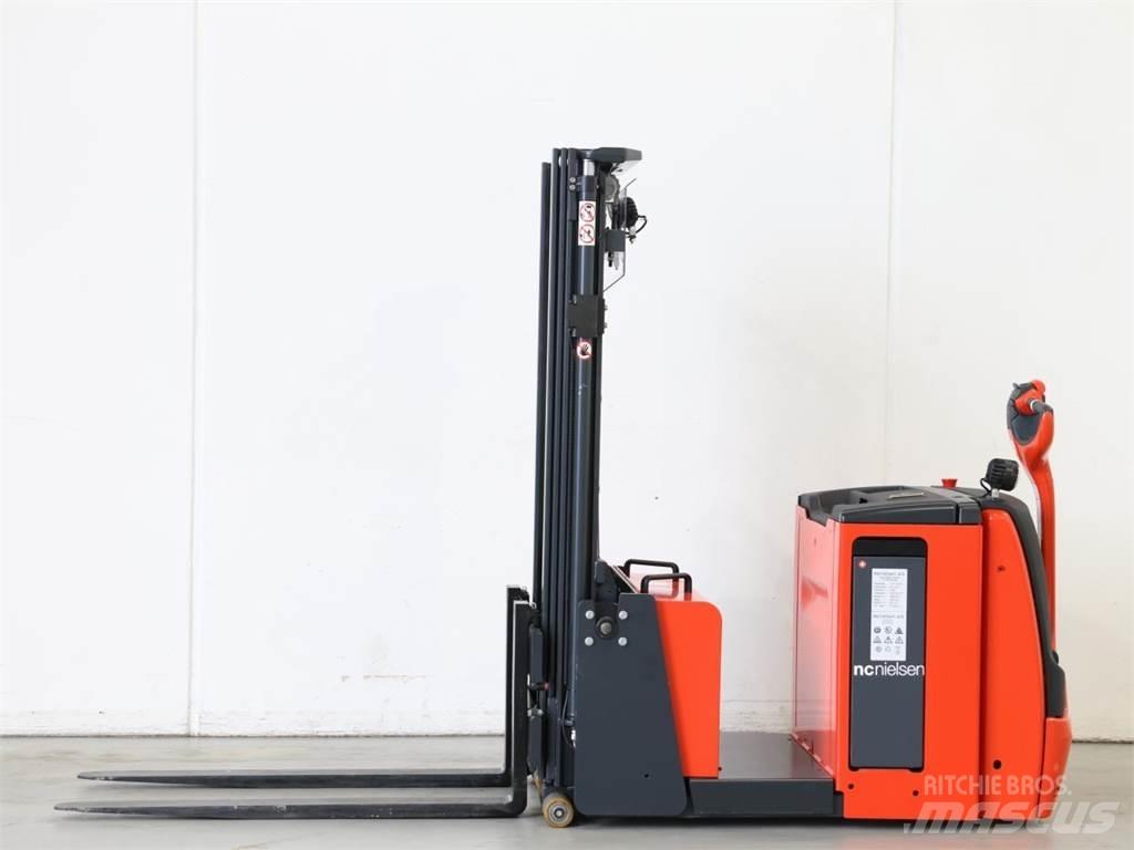 Linde L12AC/1171-01 Ručně vedené vysokozdvižné vozíky
