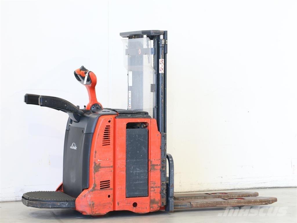 Linde L12AP/133 Ručně vedené vysokozdvižné vozíky