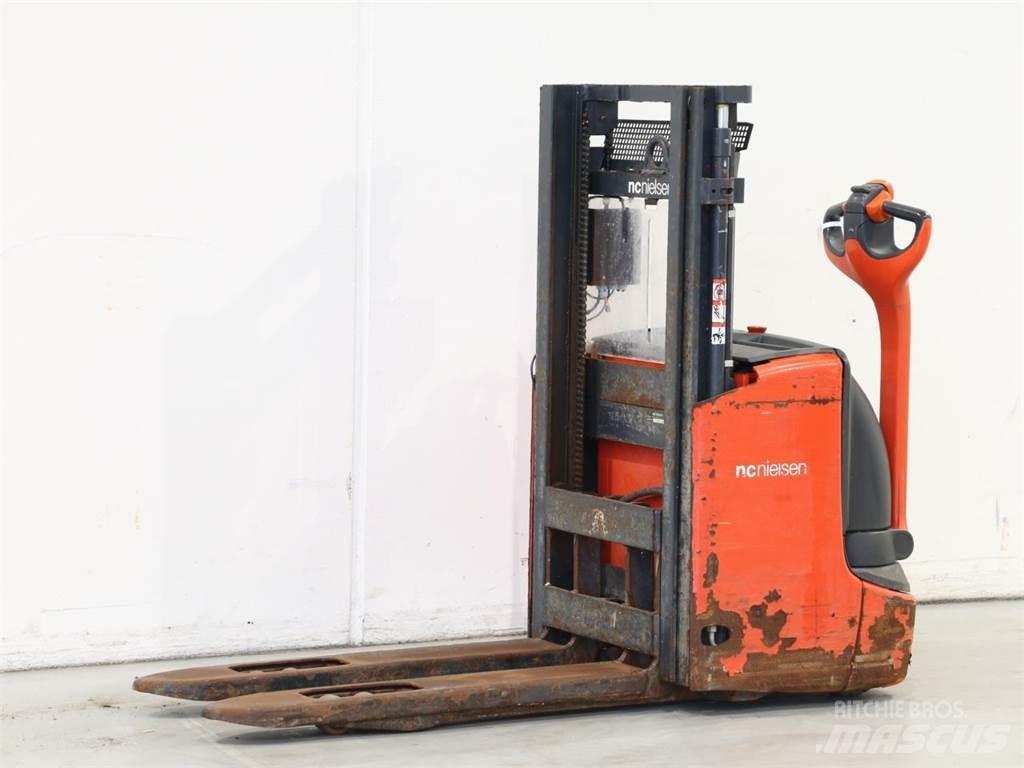 Linde L12I/1172 Ručně vedené vysokozdvižné vozíky
