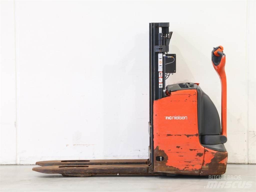 Linde L12I/1172 Ručně vedené vysokozdvižné vozíky