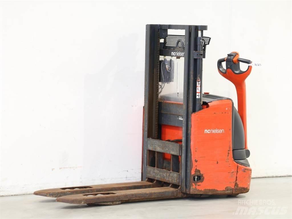 Linde L12I/1172 Ručně vedené vysokozdvižné vozíky