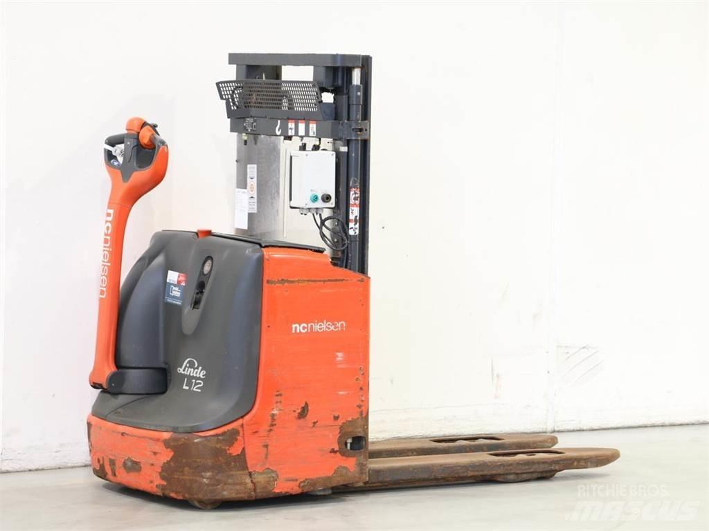 Linde L12I/1172 Ručně vedené vysokozdvižné vozíky