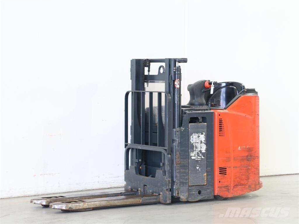 Linde L12LSP/133 Ručně vedené vysokozdvižné vozíky