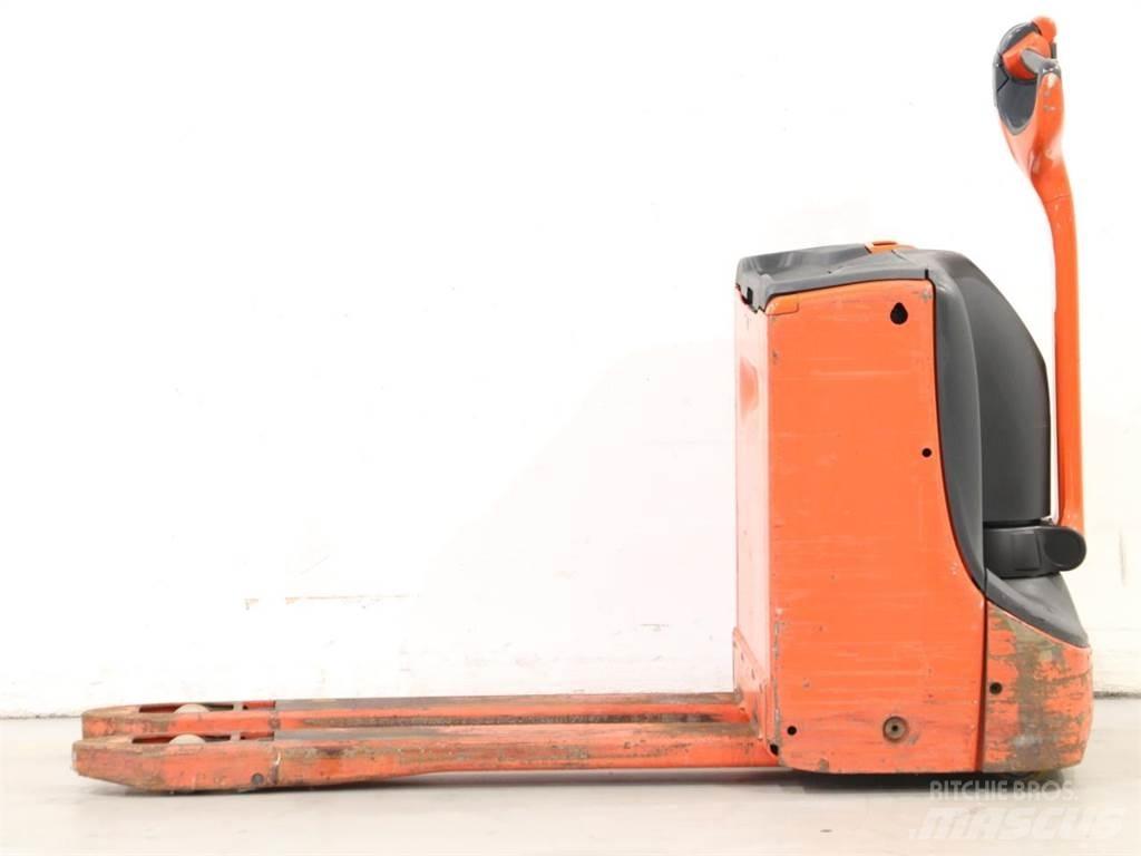 Linde T16/1152 Ručně vedené vysokozdvižné vozíky