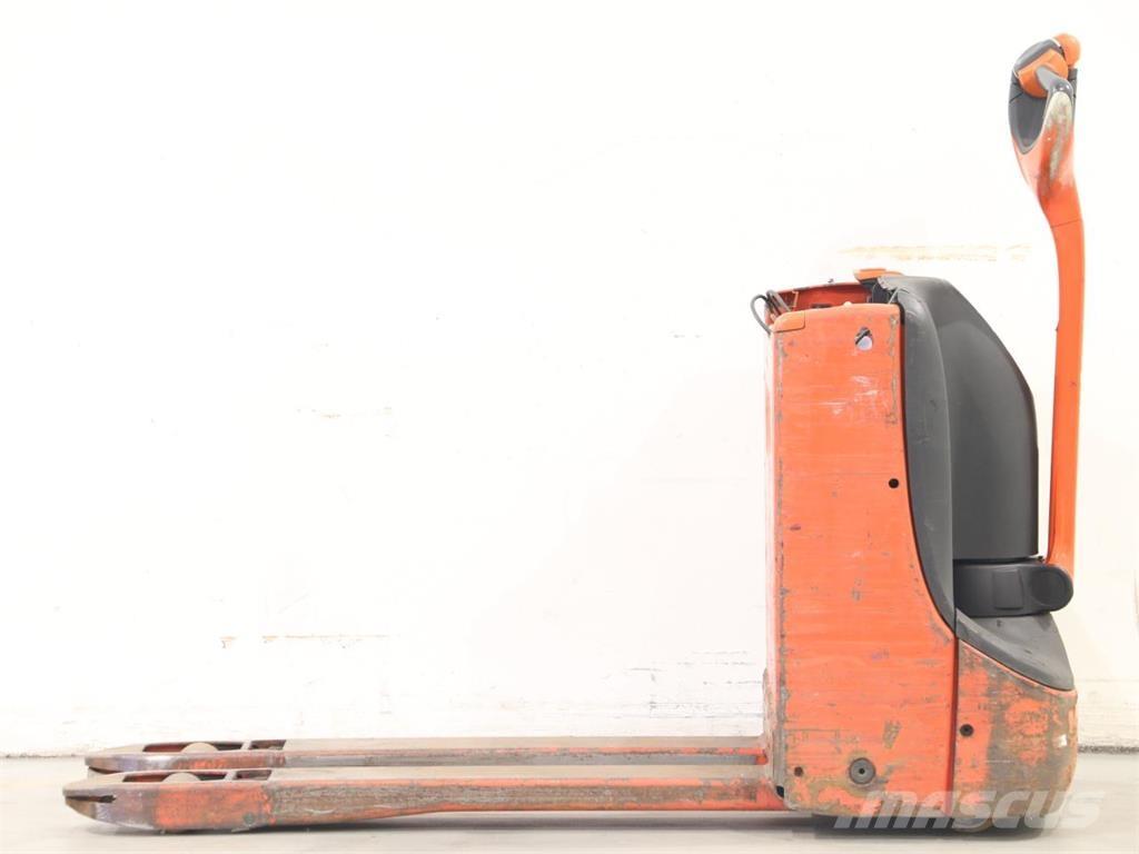 Linde T16/1152 Ručně vedené vysokozdvižné vozíky