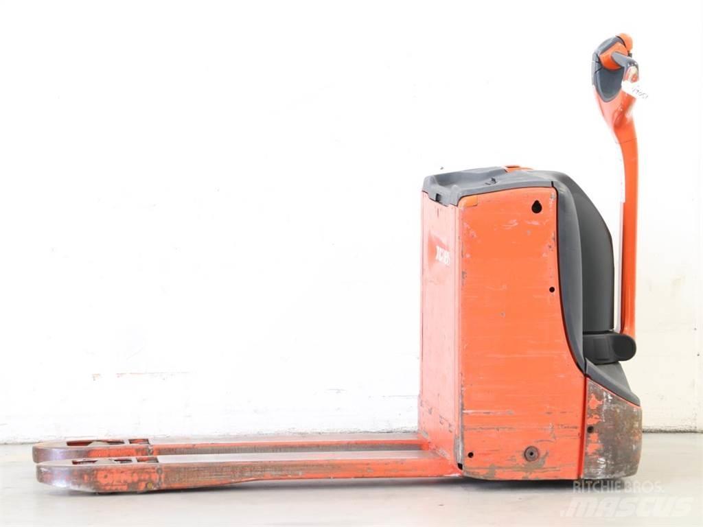 Linde T16/1152-00 Ručně vedené vysokozdvižné vozíky