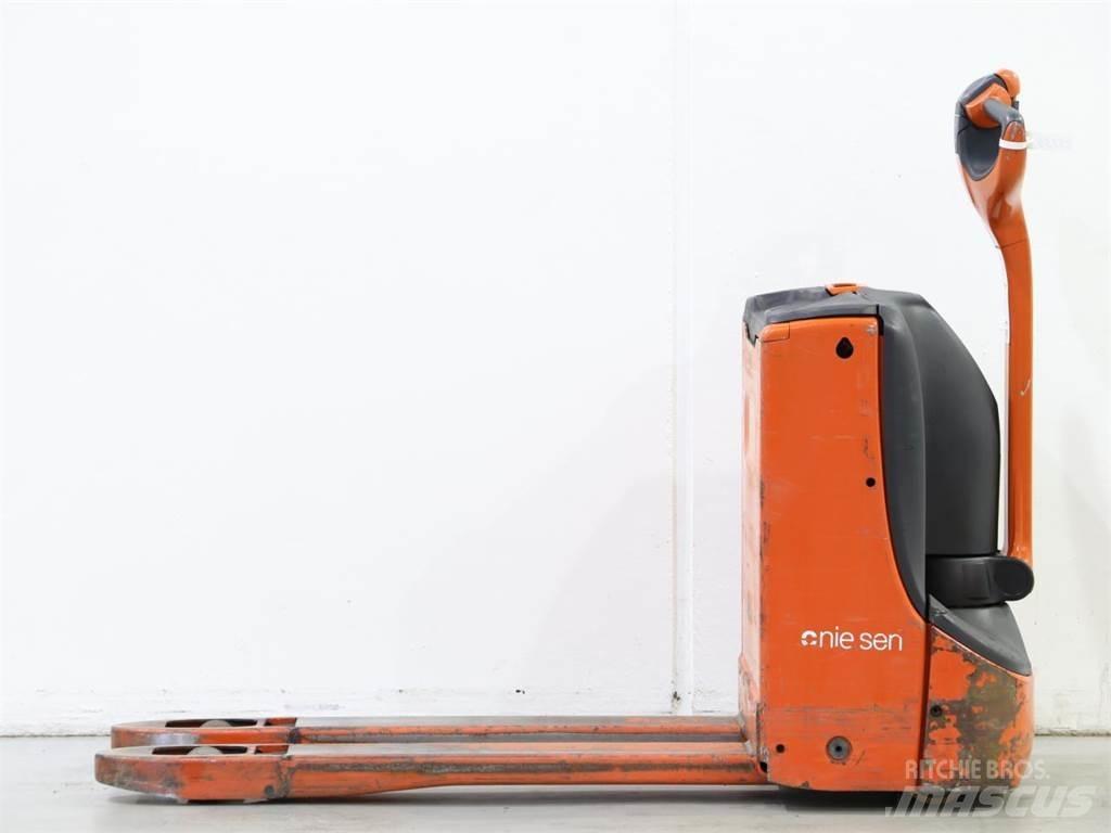 Linde T16/1152-00 Ručně vedené vysokozdvižné vozíky
