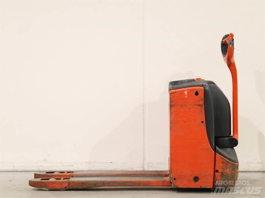 Linde T16/1152-00 Ručně vedené vysokozdvižné vozíky