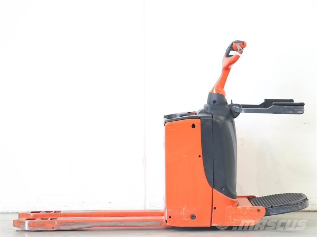 Linde T16P/1151 Ručně vedené vysokozdvižné vozíky