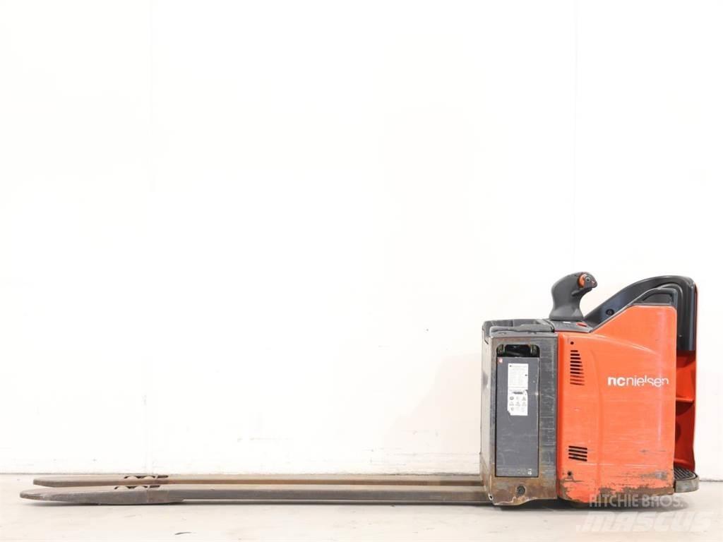Linde T20SP/131 Ručně vedené vysokozdvižné vozíky