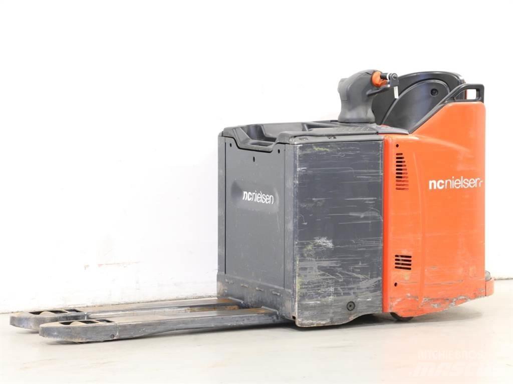 Linde T20SP/131 Ručně vedené vysokozdvižné vozíky