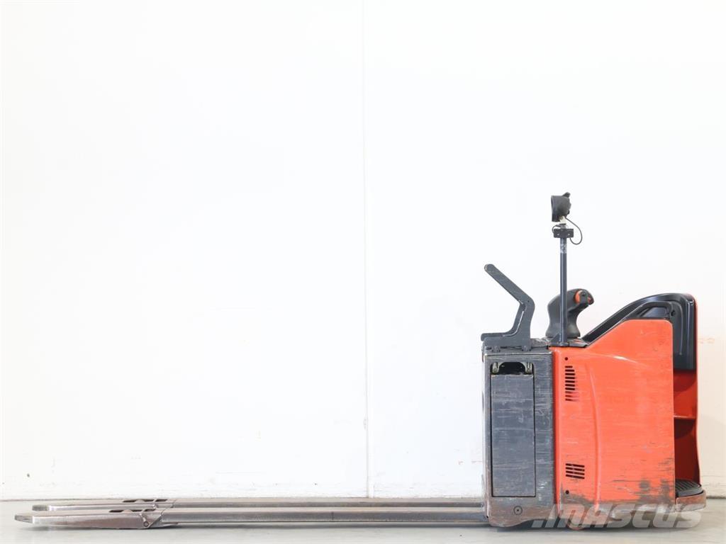 Linde T20SP/131-08 Ručně vedené vysokozdvižné vozíky