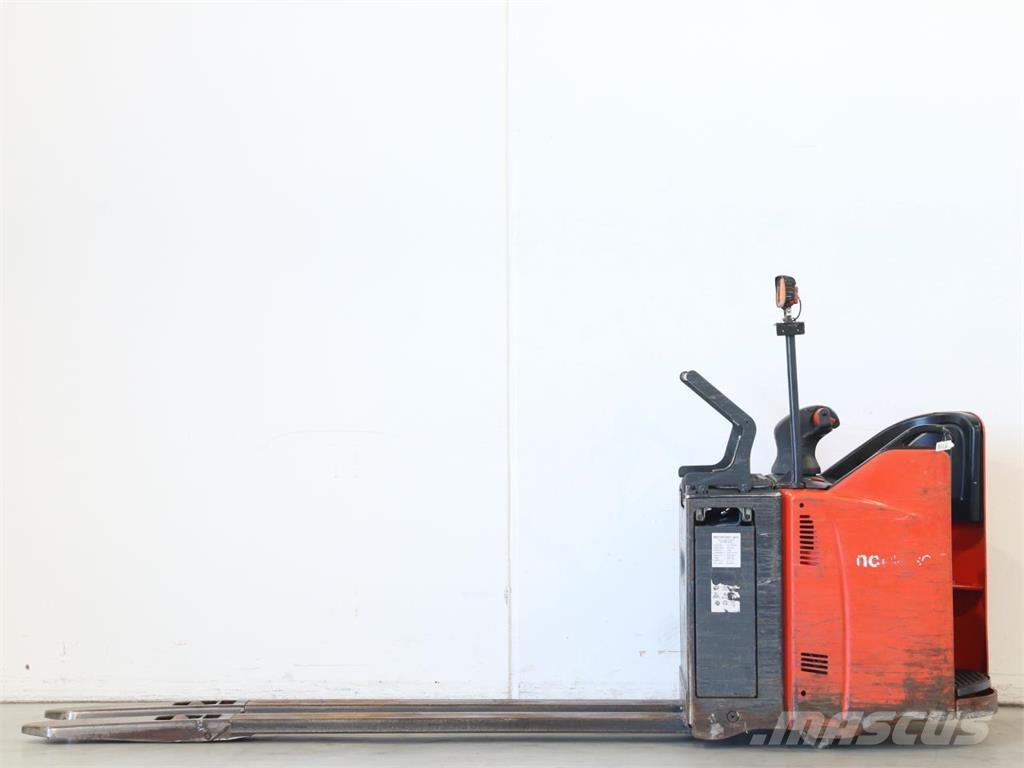 Linde T20SP/131-08 Ručně vedené vysokozdvižné vozíky