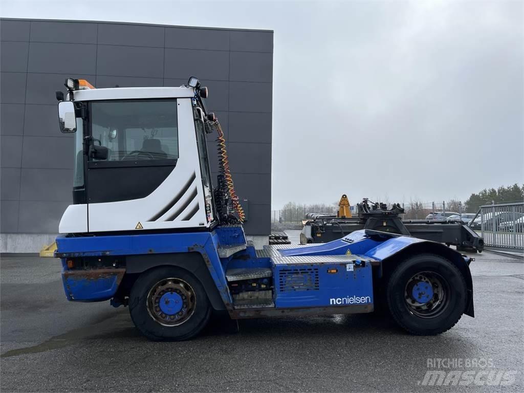 Terberg RT223 4X4 Manipulace s materiálem – ostatní
