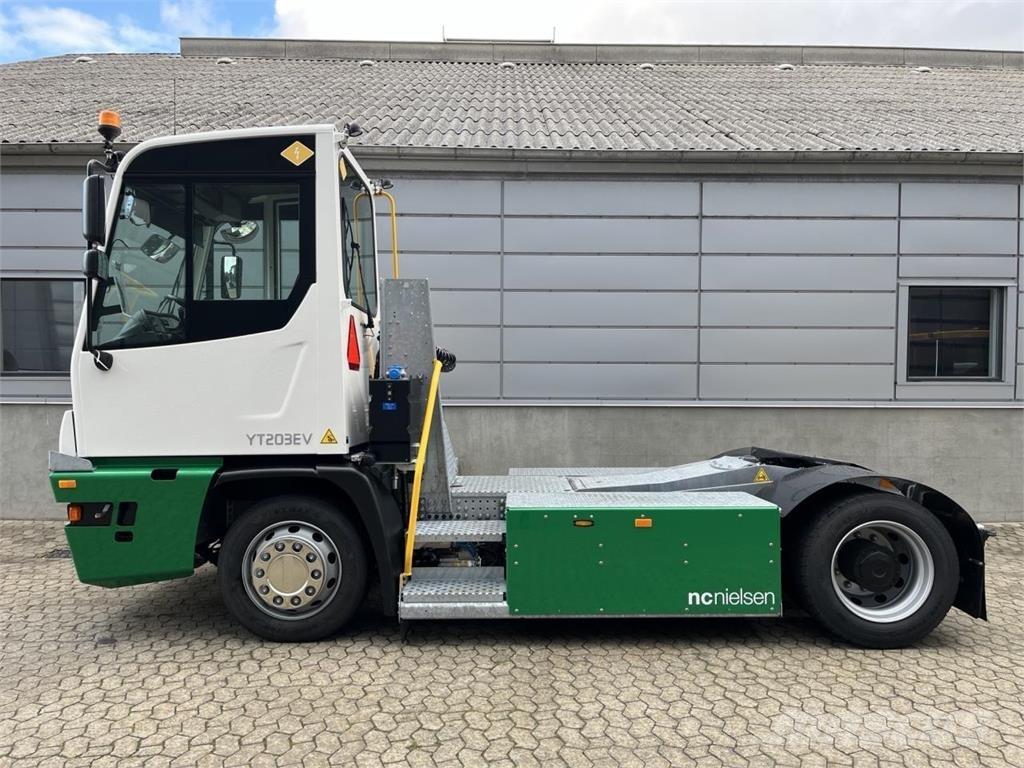 Terberg YT203-EV 4x2 Manipulace s materiálem – ostatní