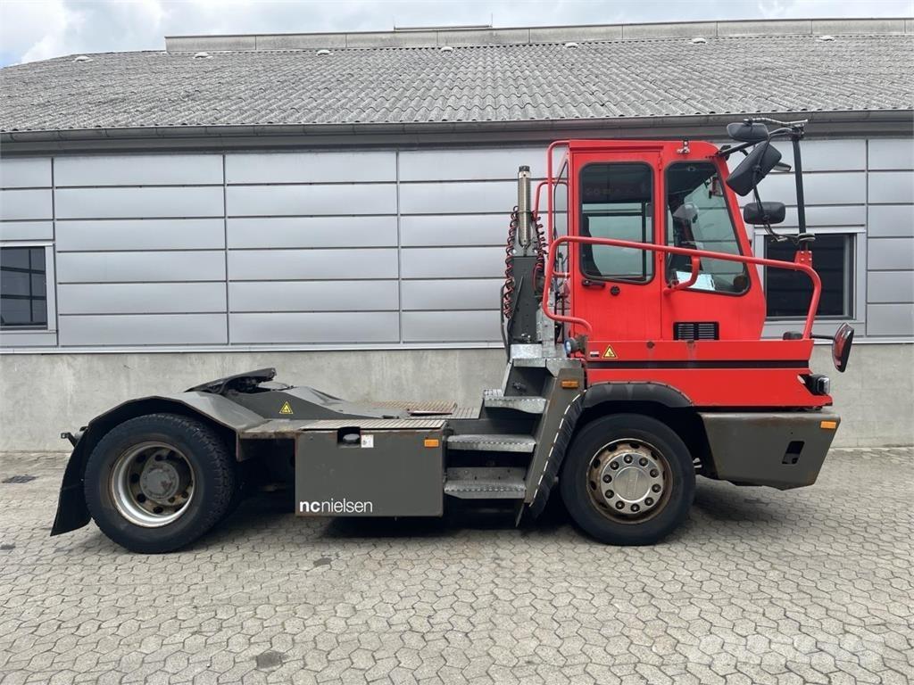 Terberg YT222 4X2 Manipulace s materiálem – ostatní