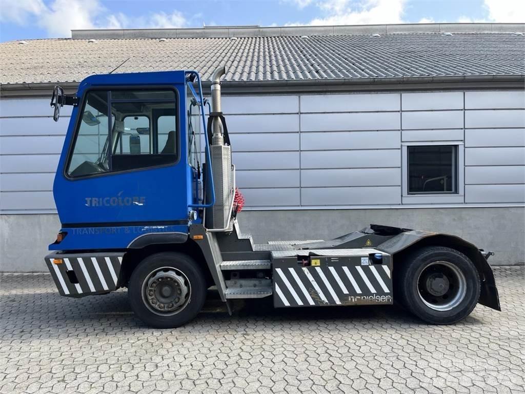 Terberg YT222 4X2 Manipulace s materiálem – ostatní