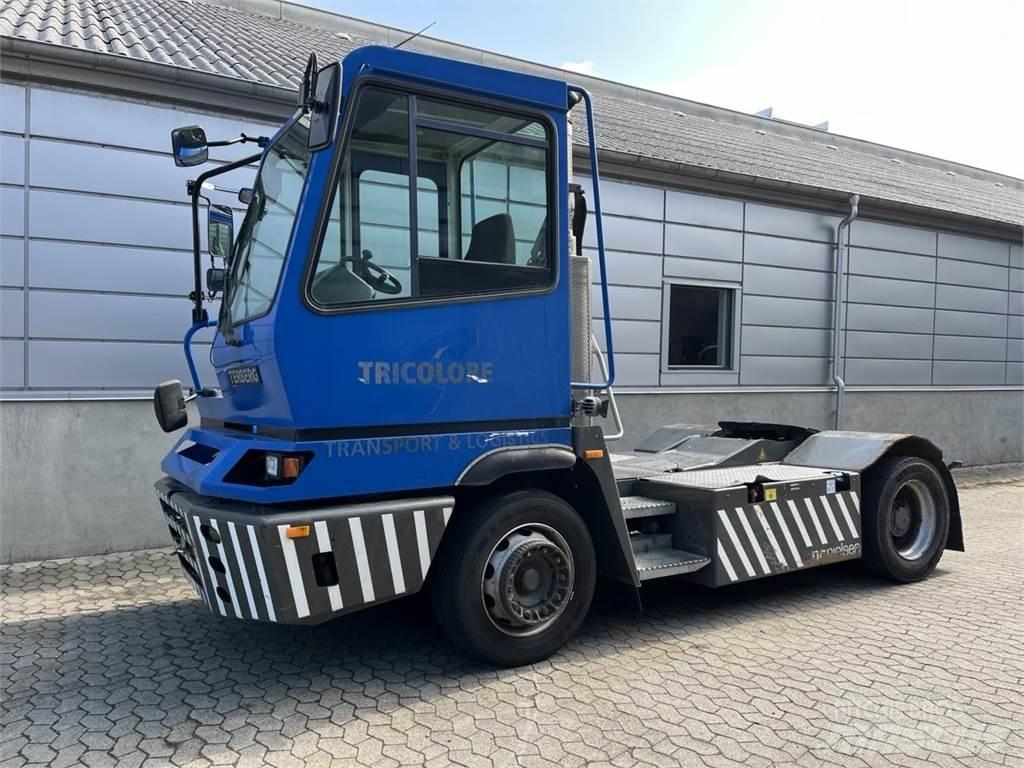 Terberg YT222 4X2 Manipulace s materiálem – ostatní