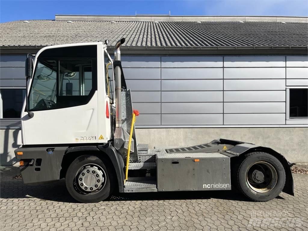 Terberg YT223 4x2 Manipulace s materiálem – ostatní