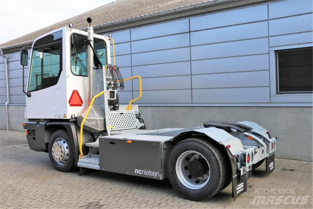Terberg YT223 4x2 Manipulace s materiálem – ostatní