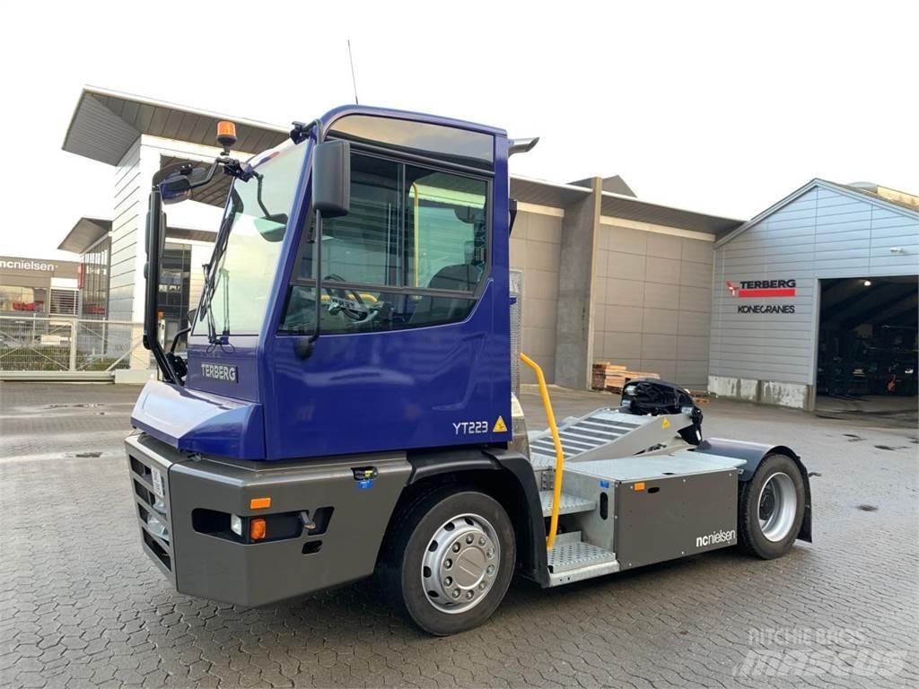 Terberg YT223 4x2 Manipulace s materiálem – ostatní