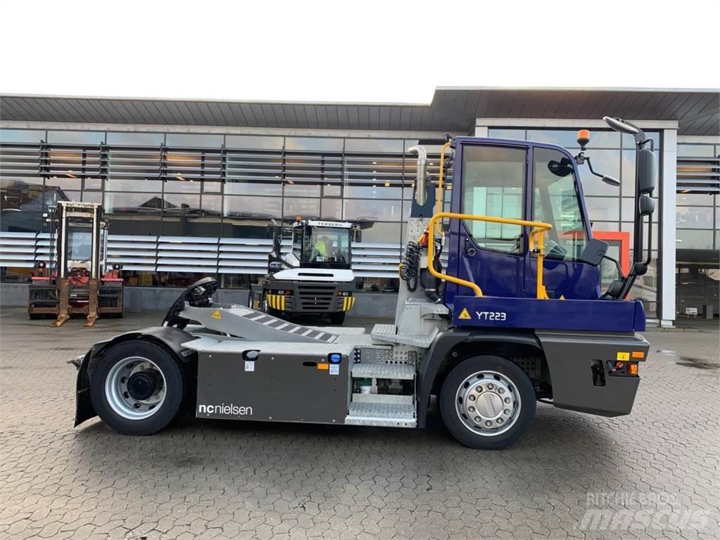 Terberg YT223 4x2 Manipulace s materiálem – ostatní