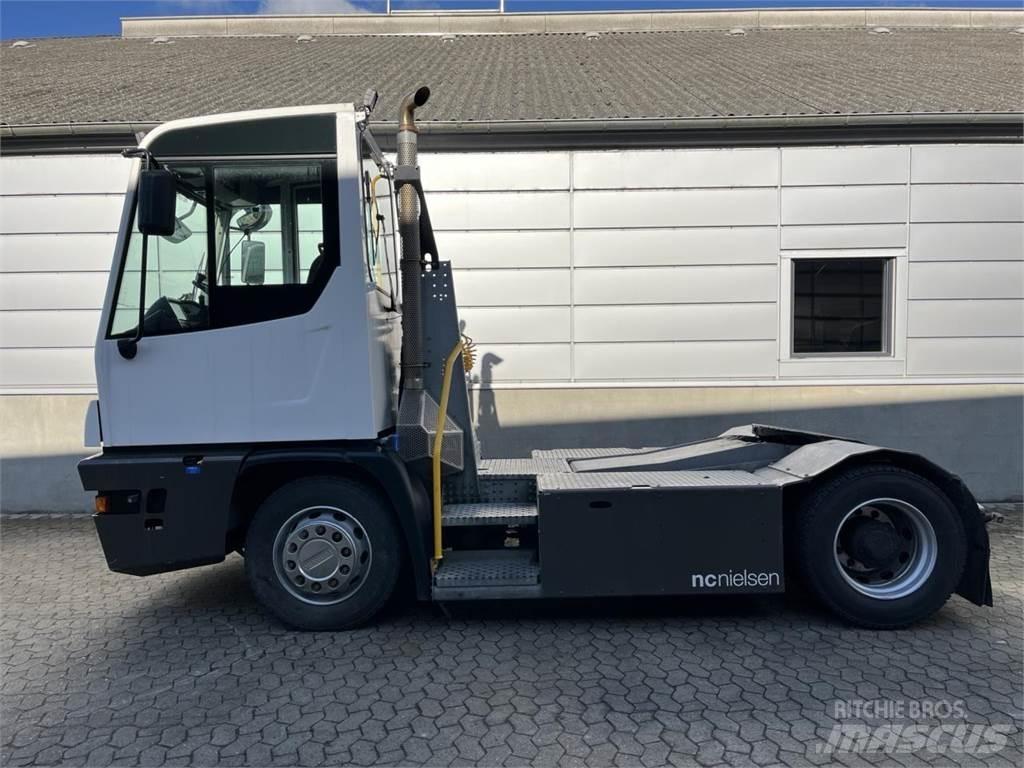 Terberg YT223 4X2 Manipulace s materiálem – ostatní