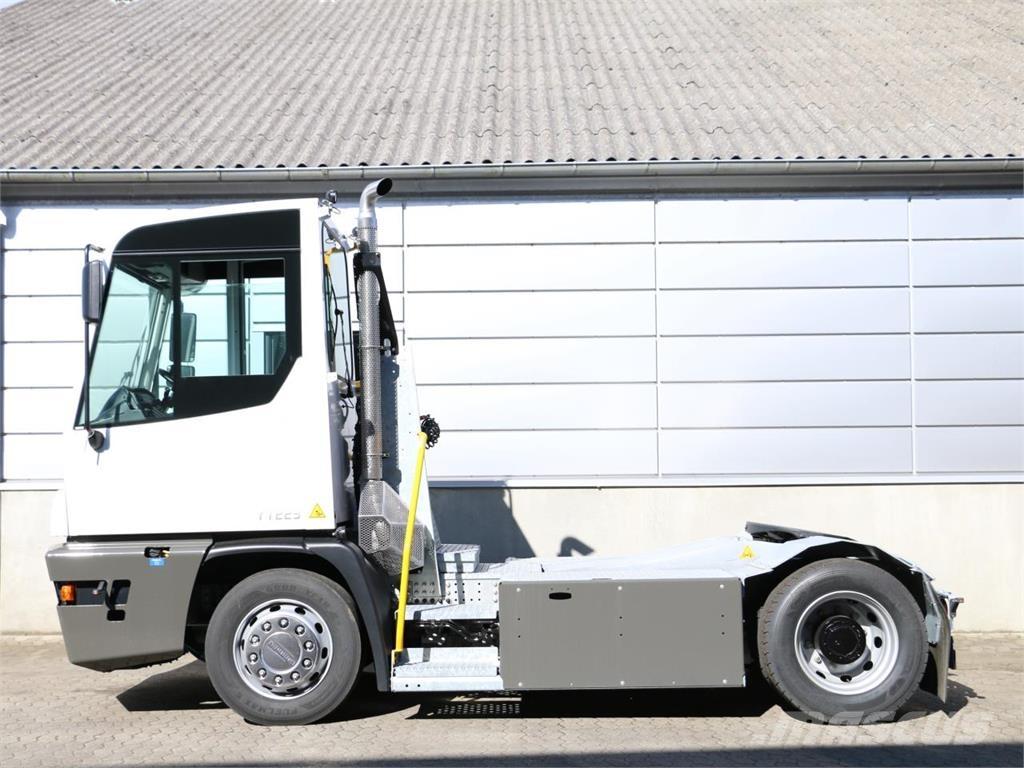 Terberg YT223 4x2 Manipulace s materiálem – ostatní