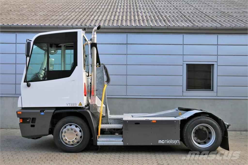 Terberg YT223 4x2 Manipulace s materiálem – ostatní