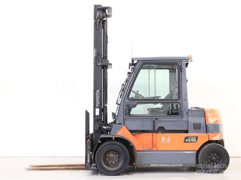 Toyota 7FBMF45 Další