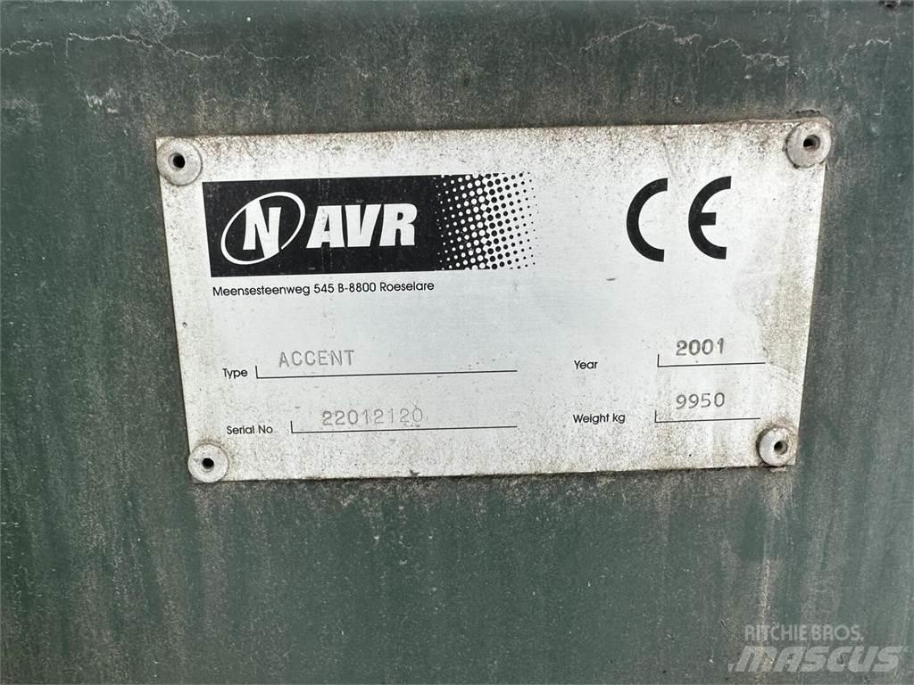 AVR Accent Další