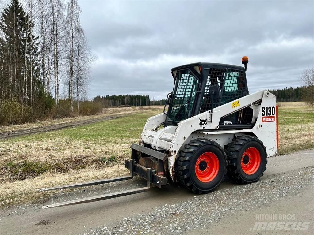 Bobcat S130 Smykem řízené nakladače