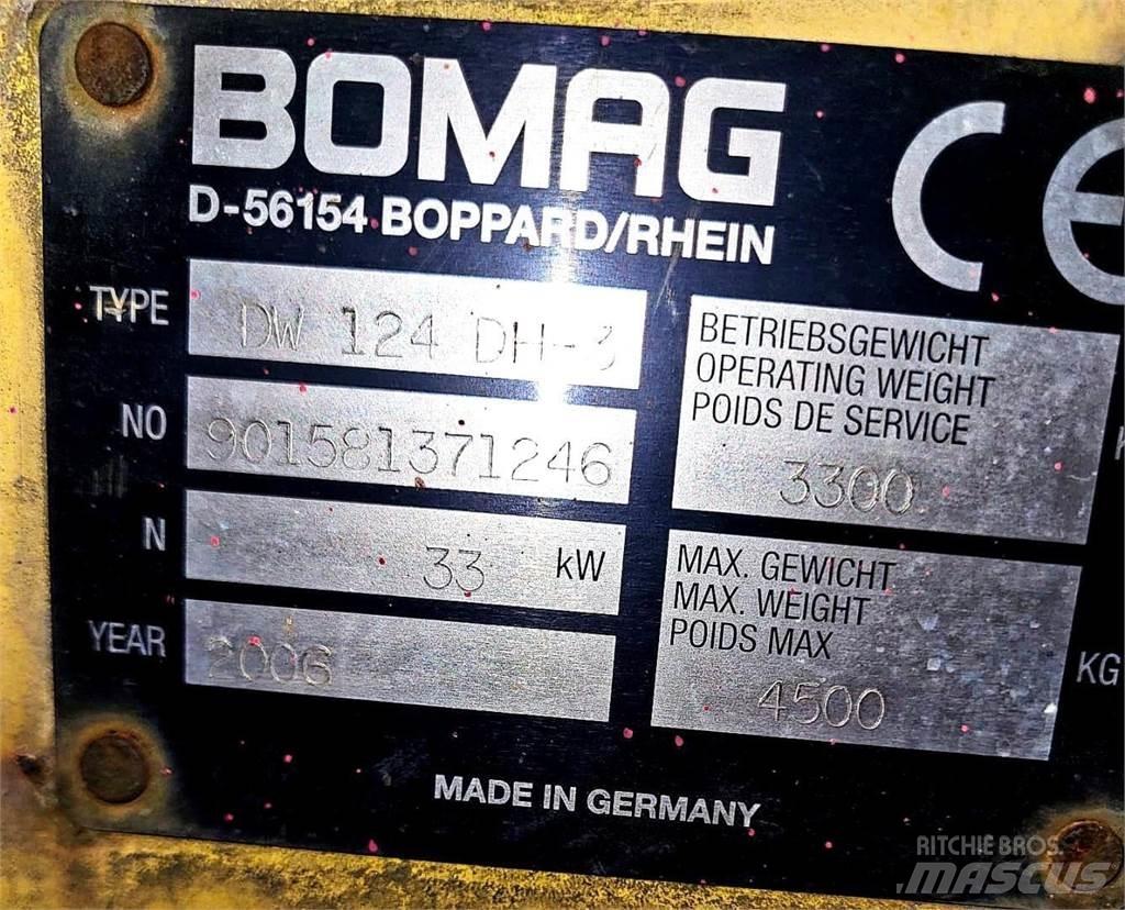 Bomag BW 124 DH-3 Stavebnictví - ostatní