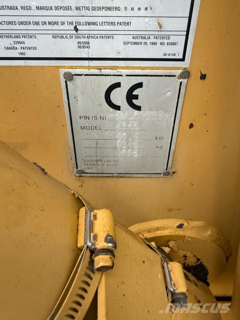 CAT 426B Rýpadlo-nakladače