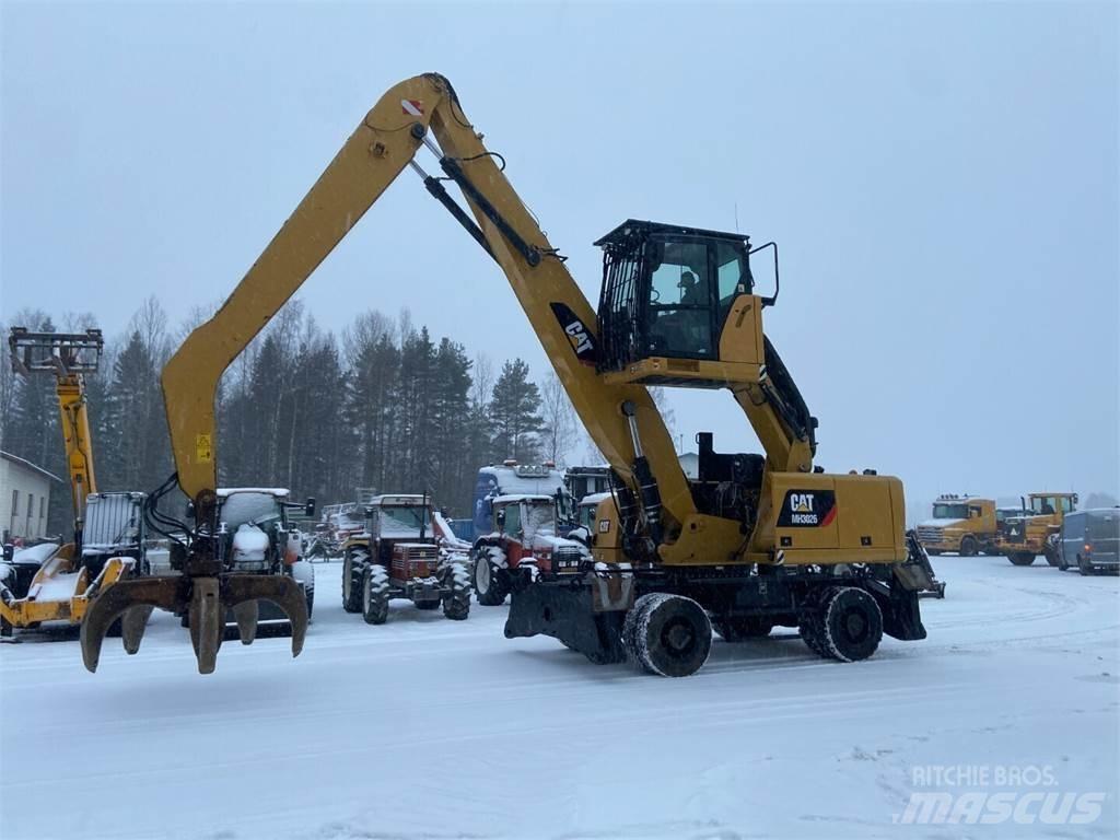 CAT MH 3026 Manipulace s materiálem – ostatní