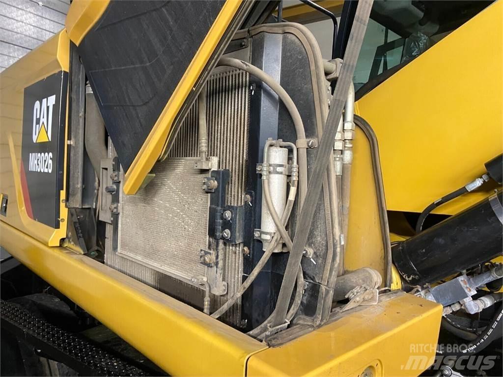 CAT MH 3026 Manipulace s materiálem – ostatní