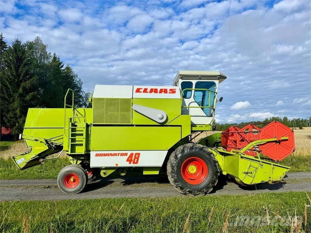CLAAS 48 Sklízecí mlátičky