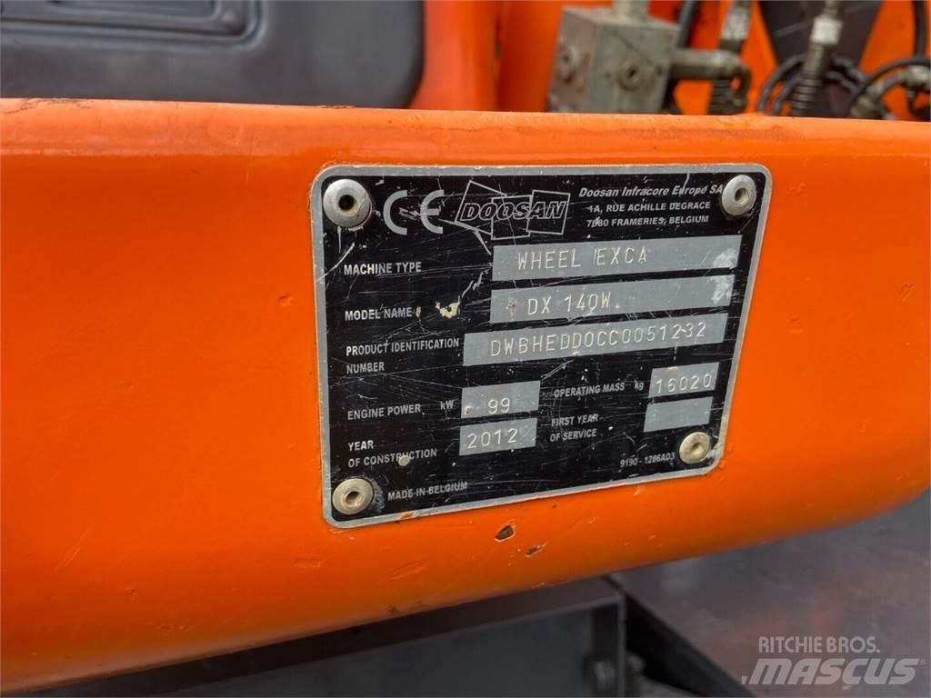 Doosan DX 140W Kolová rýpadla